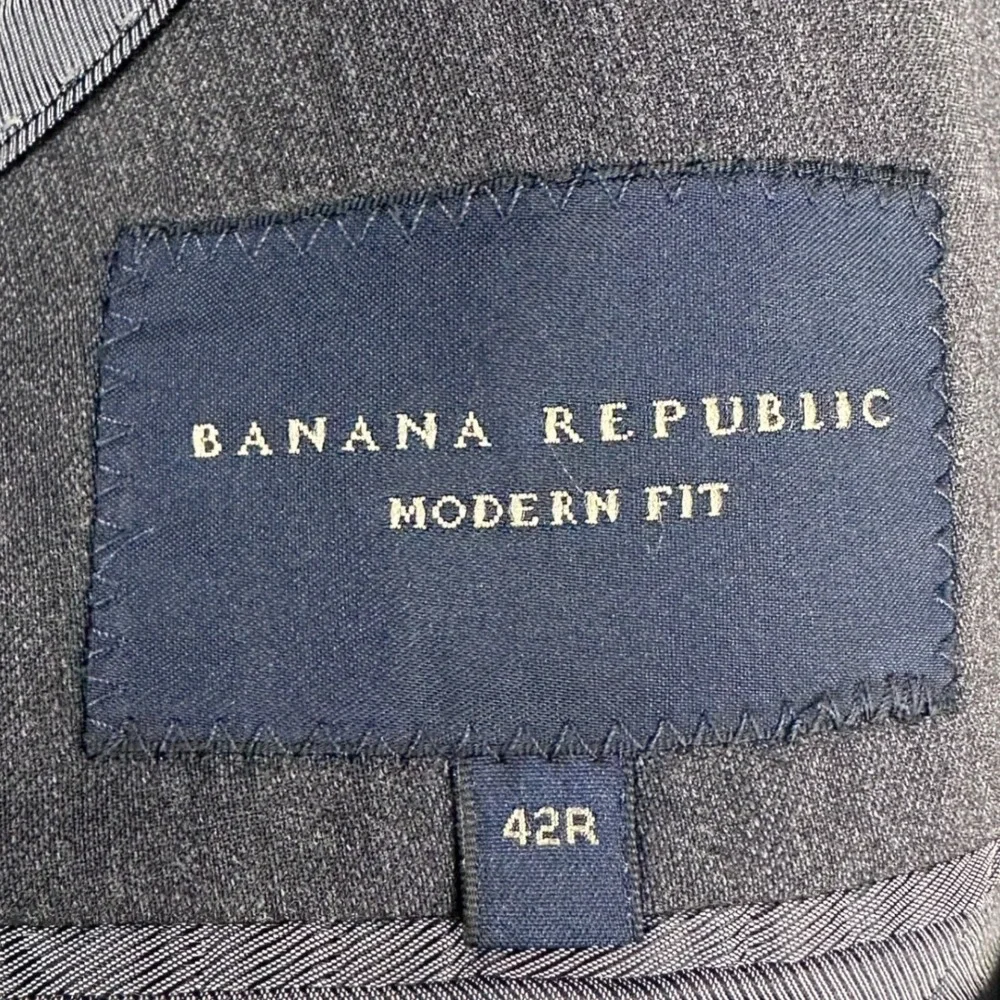 Banana Republic elevate your